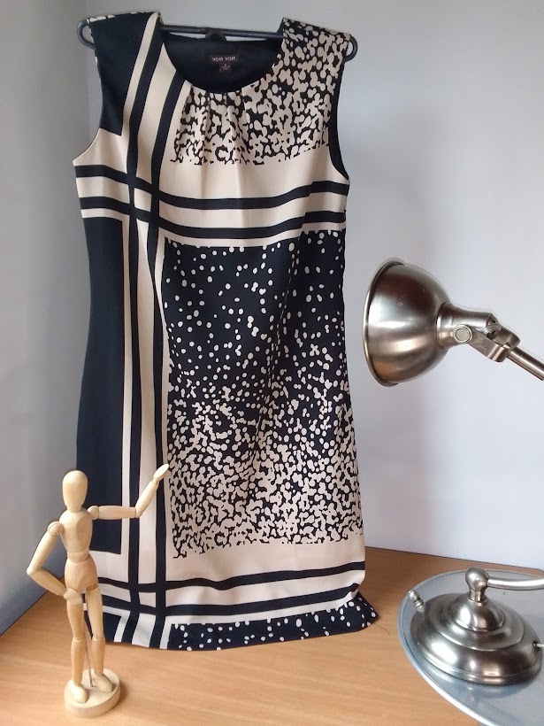 Vestido cl?sico VOIR-VOIR Talla M.