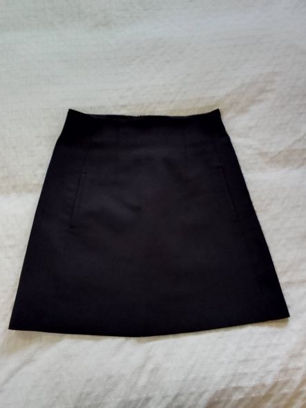 Falda ZARA WOMAN Talla 2P