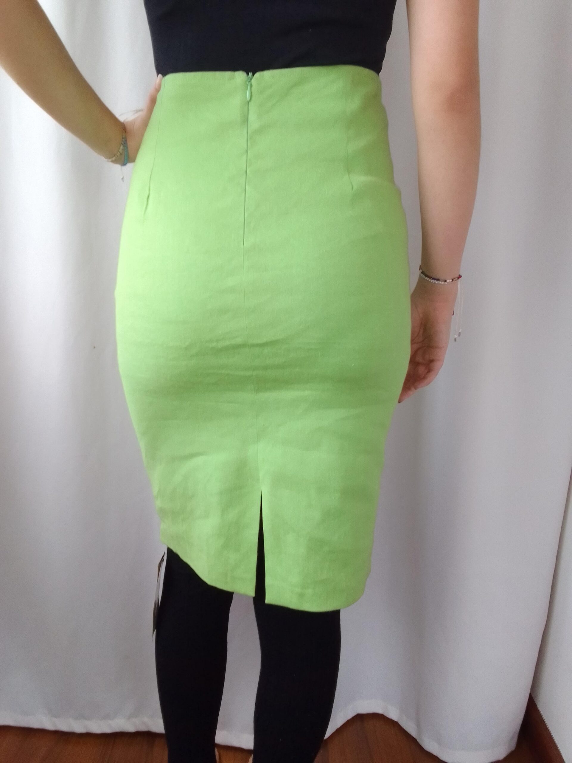 Faldas ANTICA SARTORIA BRESCIANA ITALY Talla 44